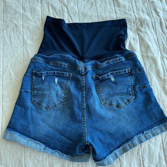 Maternity Stretchy Distressed Denim Shorts - SO COMFY!!! - Picture 2 of 6